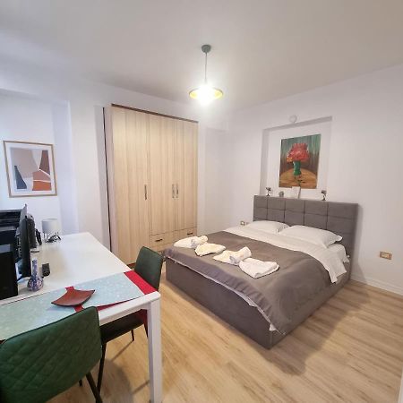 Cozy Apartment In City Center Tiran Dış mekan fotoğraf